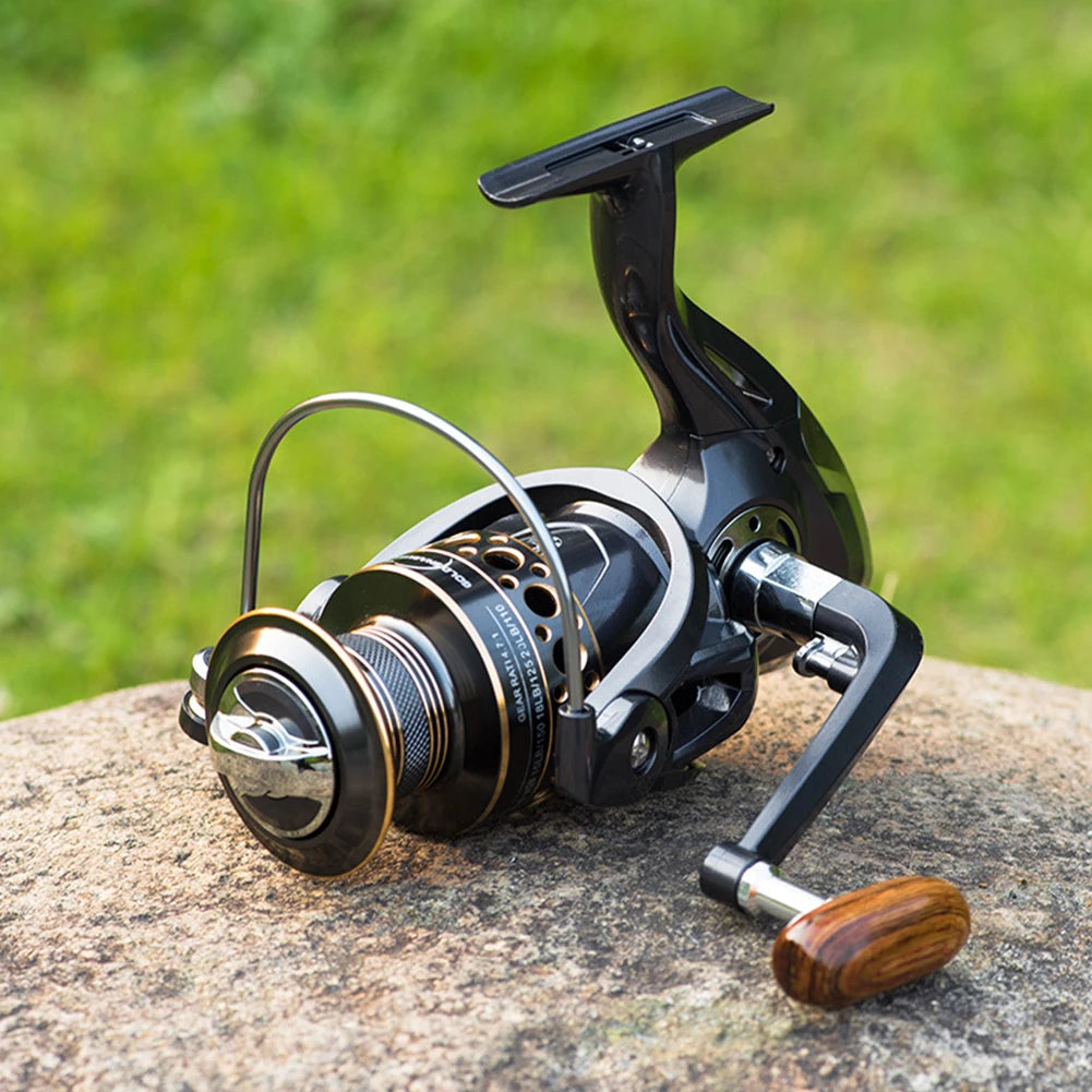 Spinning Reel Ultra Smooth Powerful Freshwater Fishing Reels 13 Bearings Long Cast Offshore Trolling Reel for Bass Pike Fishing